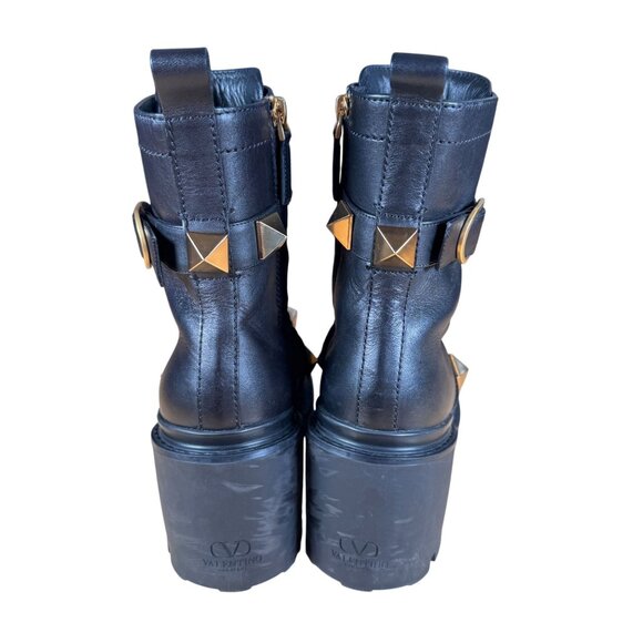 Valentino Garavani Roman Stud Black Ankle Lug Sole Combat Boots Size EU 37.5 - Picture 4 of 14